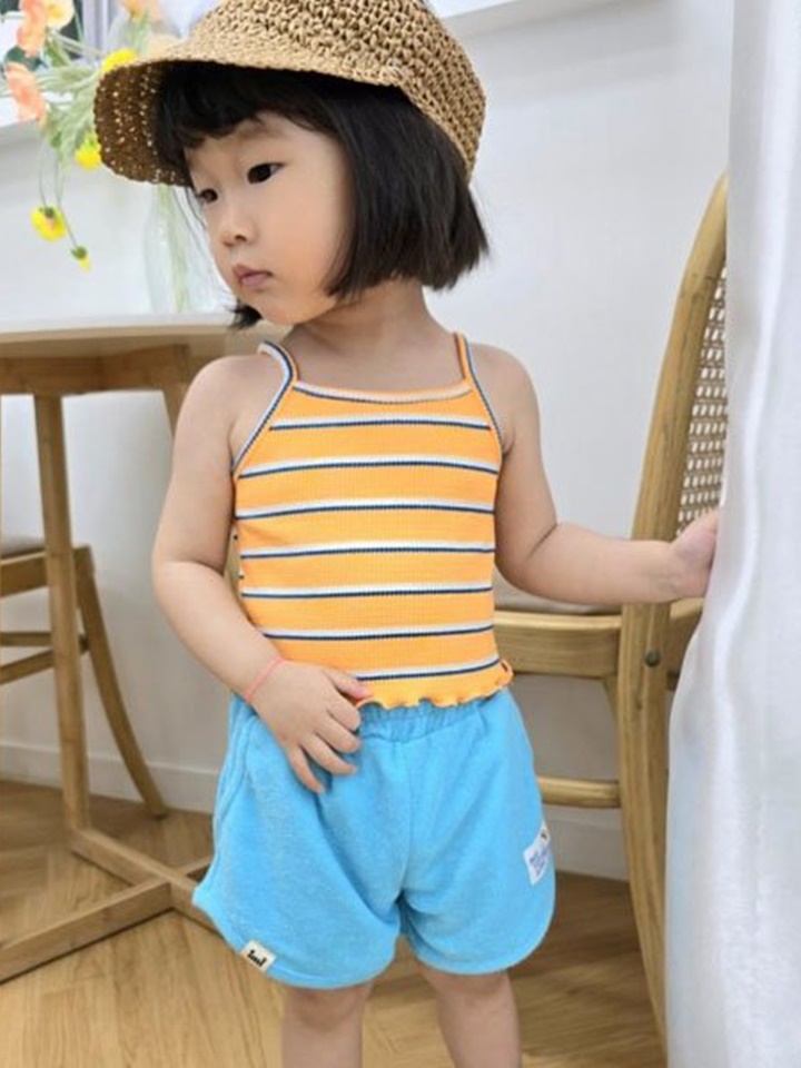 Sancomi Sleeveless Tee