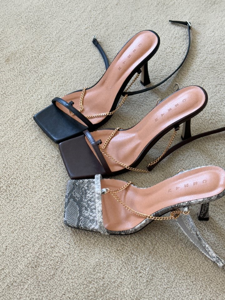 0240 Slipper & Sandals