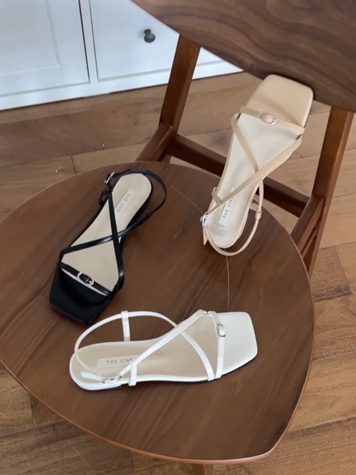 2934 Slipper & Sandals