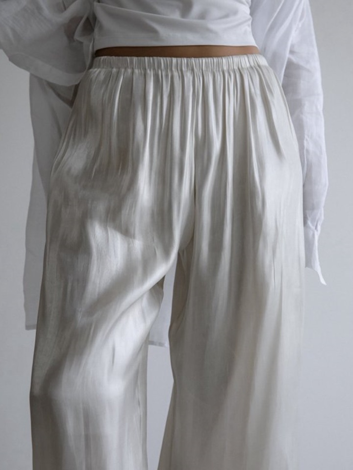 Classic Silky Wide Trousers