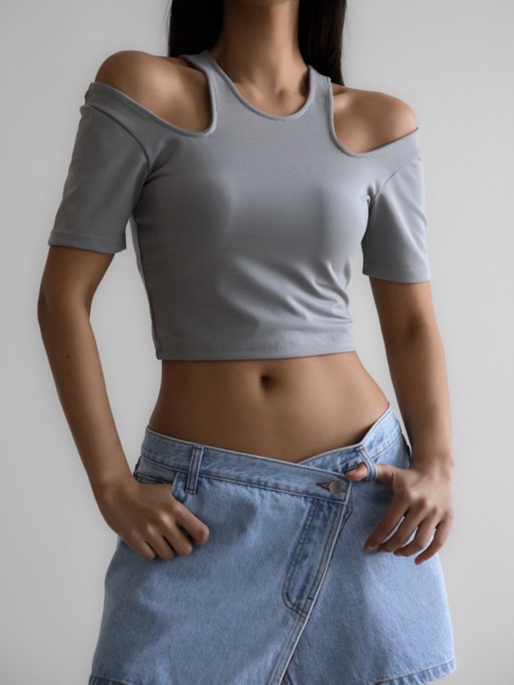 Cut Out Shoulder Detail Cropped Top