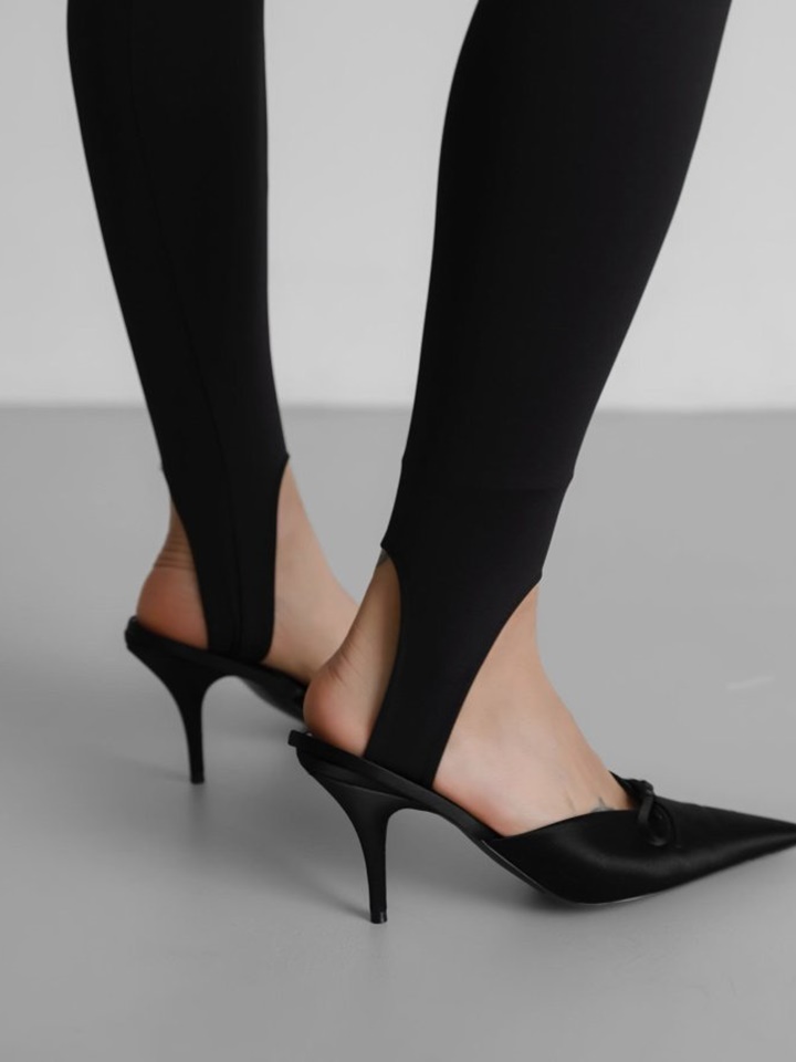 Stirrup Stretch Leggings