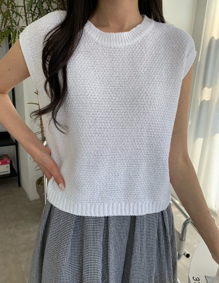 Allu - Korean Women Fashion - #momslook - More Knit Sleeveless Tee - 2