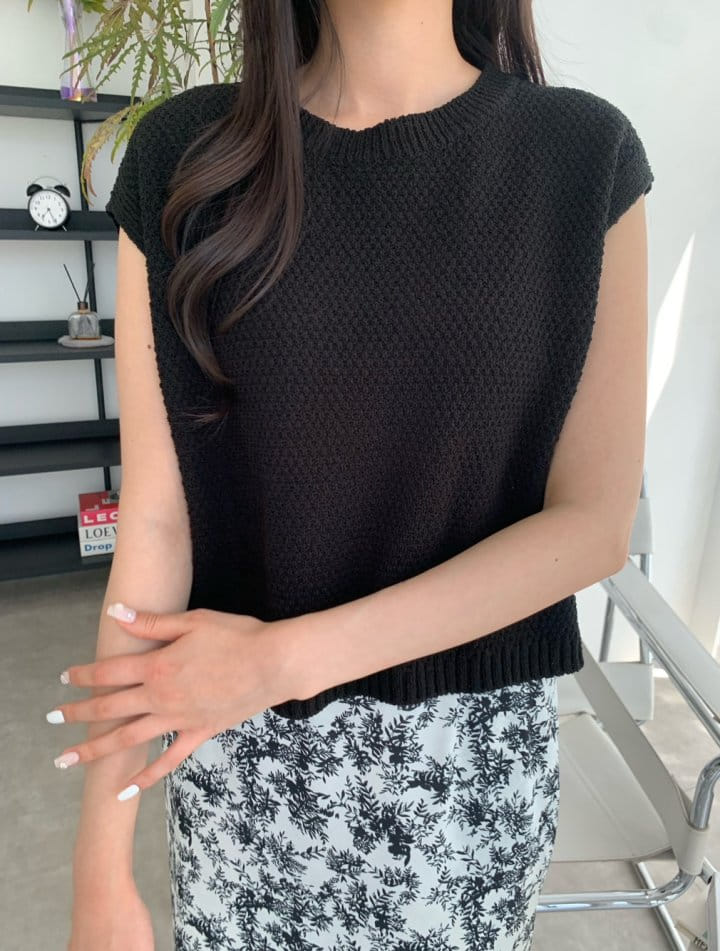 Allu - Korean Women Fashion - #momslook - More Knit Sleeveless Tee - 7