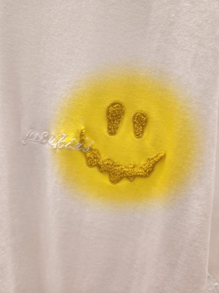 Another Plan - Korean Women Fashion - #momslook - Modal Happy Smile Tee - 4