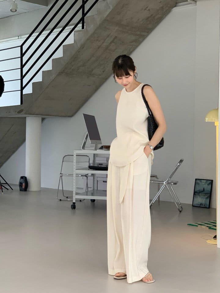 Arc - Korean Women Fashion - #momslook - Peach Pants - 9