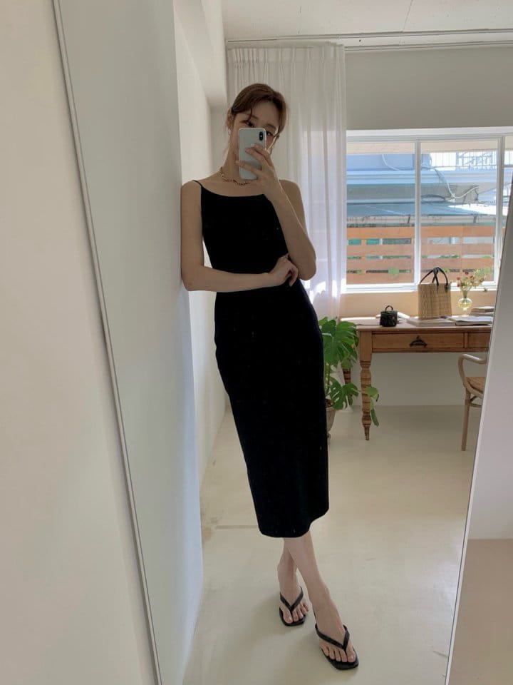 Arc - Korean Women Fashion - #restrostyle - Roma One-Piece - 2
