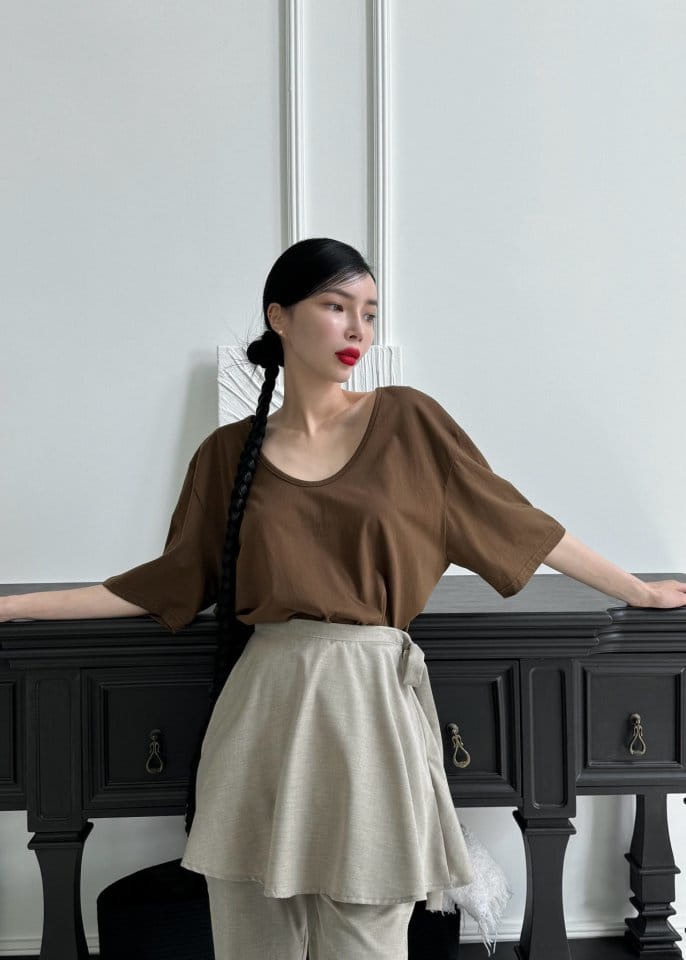 Auver_Fit - Korean Women Fashion - #momslook - Hal Wrap Boots Cut Pants - 2
