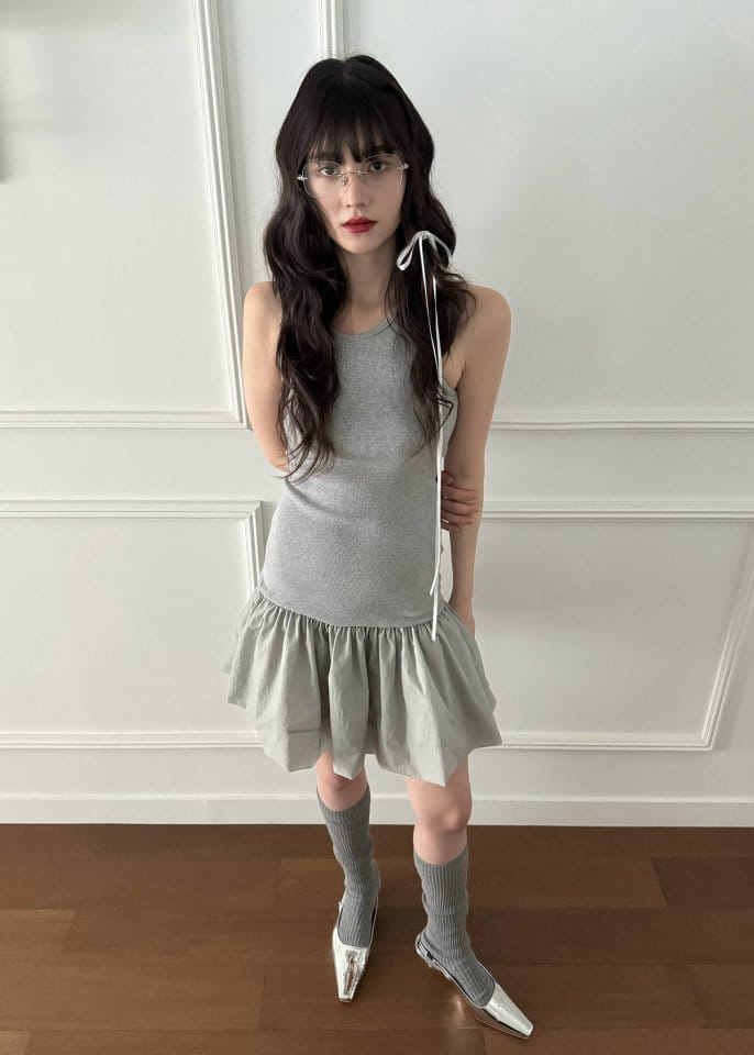 Auver_Fit - Korean Women Fashion - #womensfashion - Rib Balloon Mini Sleeveless Tee - 6