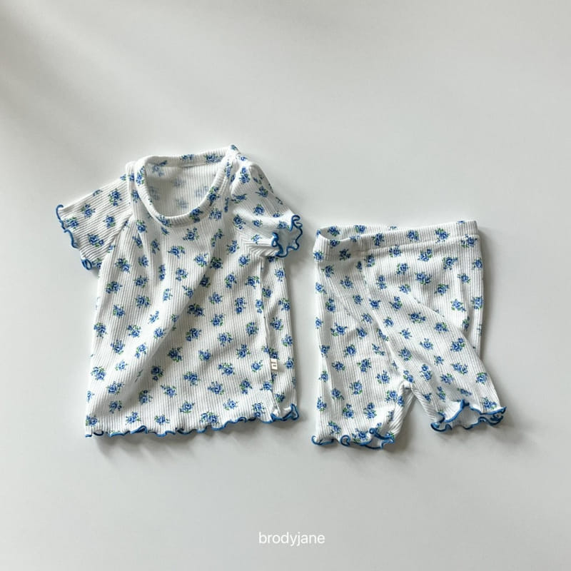 Brody Jane - Korean Children Fashion - #kidsshorts - Rose Eyelet Frill Top Bottom Set - 2