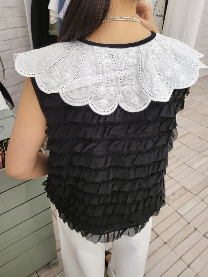 Corner0123 - Korean Women Fashion - #vintagekidsstyle - Collar Kan Kan Blouse - 2