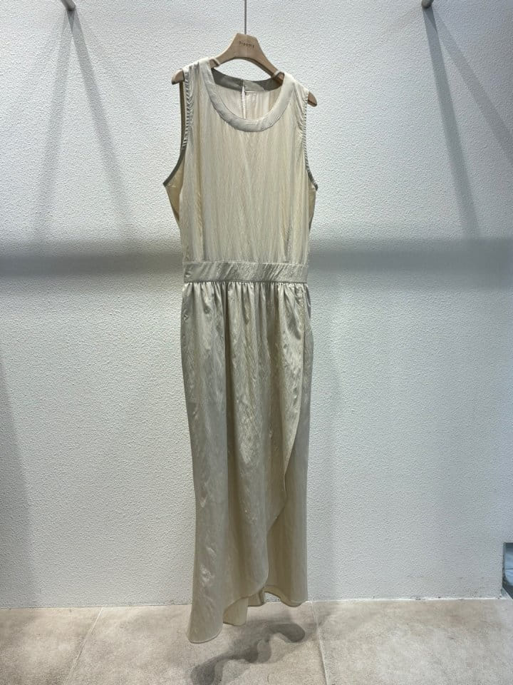 Cornerbloom - Korean Women Fashion - #momslook - Color Wrap One-Piece - 7