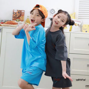 Ggomenge - Korean Children Fashion - #littlefashionista - Coca Top Botttom Set