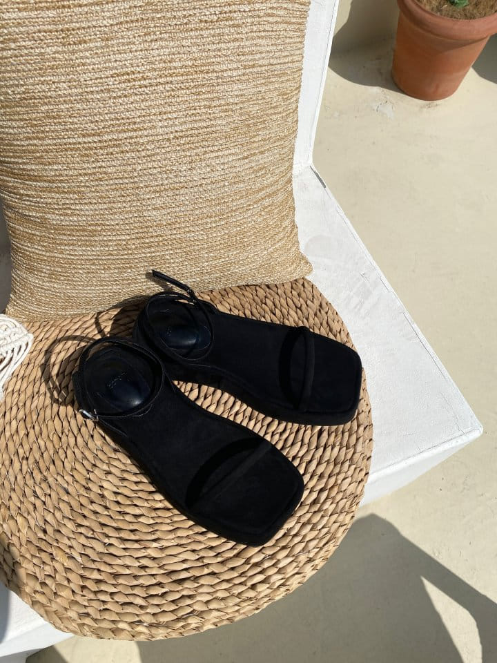 Golden Shoe - Korean Women Fashion - #momslook -  2042 Slipper & Sandals - 8