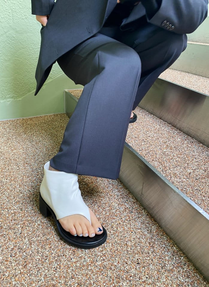 Golden Shoe - Korean Women Fashion - #momslook -  2041 Slipper & Sandals - 11