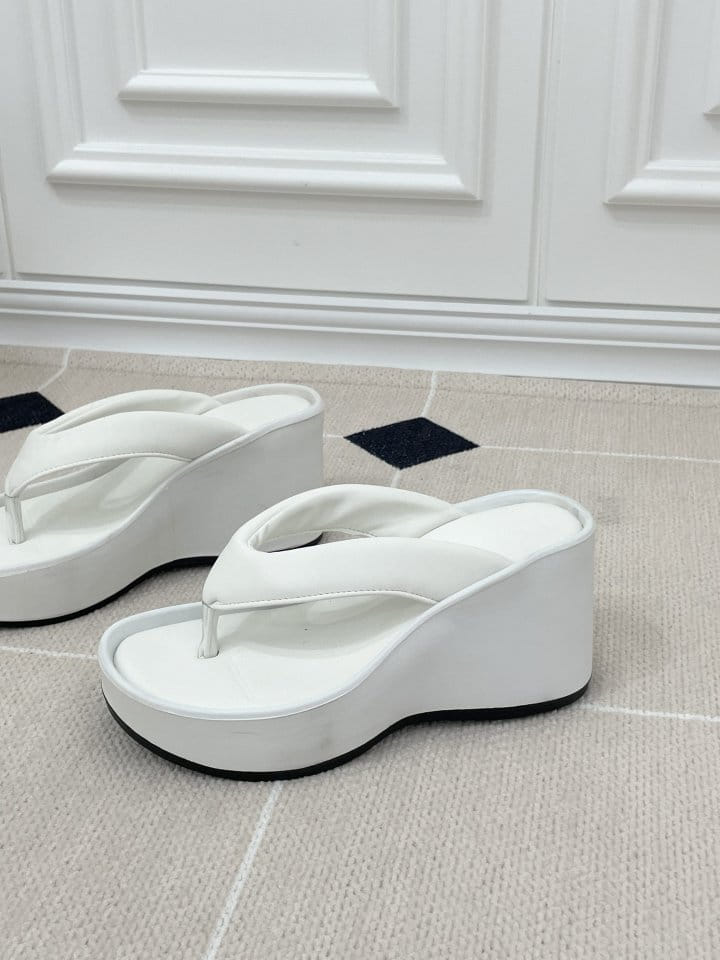 Golden Shoe - Korean Women Fashion - #momslook - 3033 Slipper & Sandals - 8