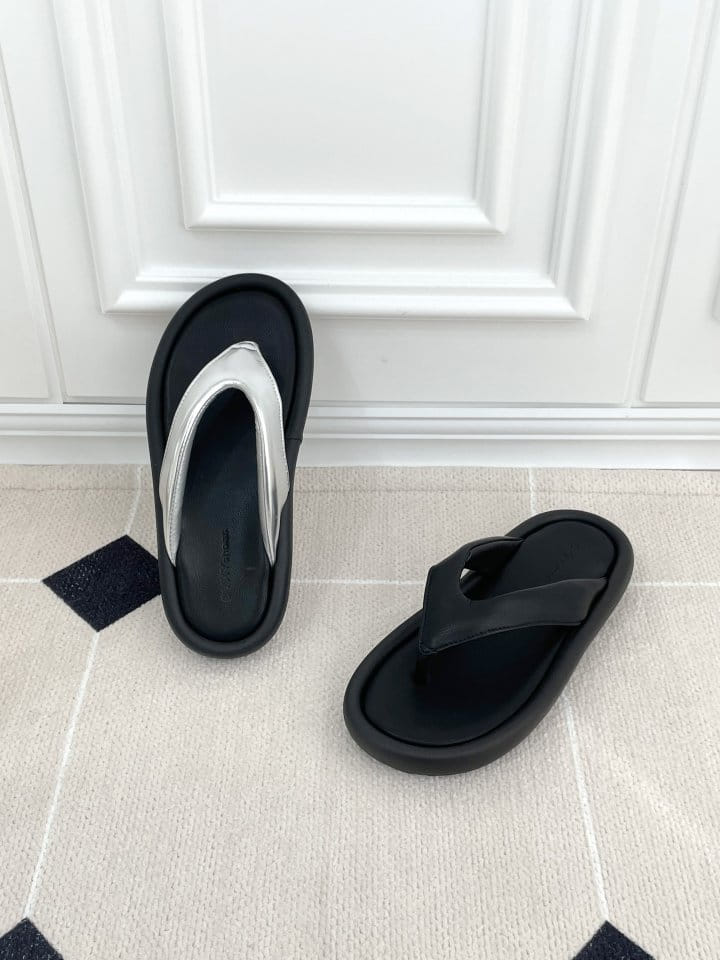 Golden Shoe - Korean Women Fashion - #momslook - 3032 Slipper & Sandals - 4