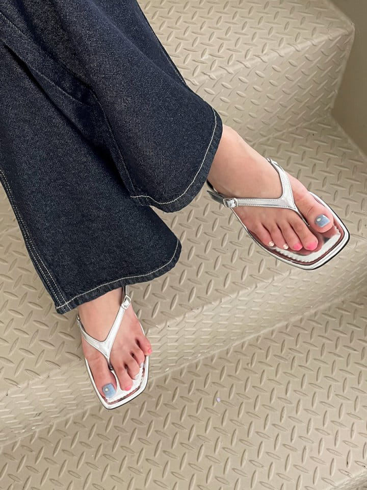 Golden Shoe - Korean Women Fashion - #momslook - 1827 Slipper & Sandals - 10