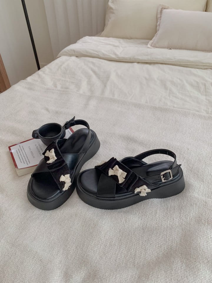 Golden Shoe - Korean Women Fashion - #momslook - 001 Slipper & Sandals - 8
