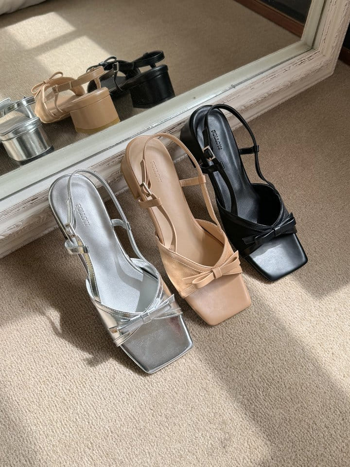 Golden Shoe - Korean Women Fashion - #momslook - 1479 Slipper & Sandals - 2