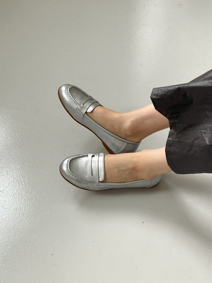 Golden Shoe - Korean Women Fashion - #momslook - 336 Flats & Ballerinas - 10