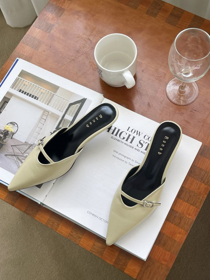 Golden Shoe - Korean Women Fashion - #momslook - 326 Slipper & Sandals - 6