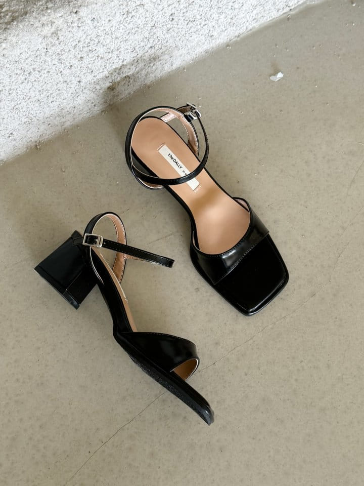 Golden Shoe - Korean Women Fashion - #pursuepretty - 8316 Slipper & Sandals - 3