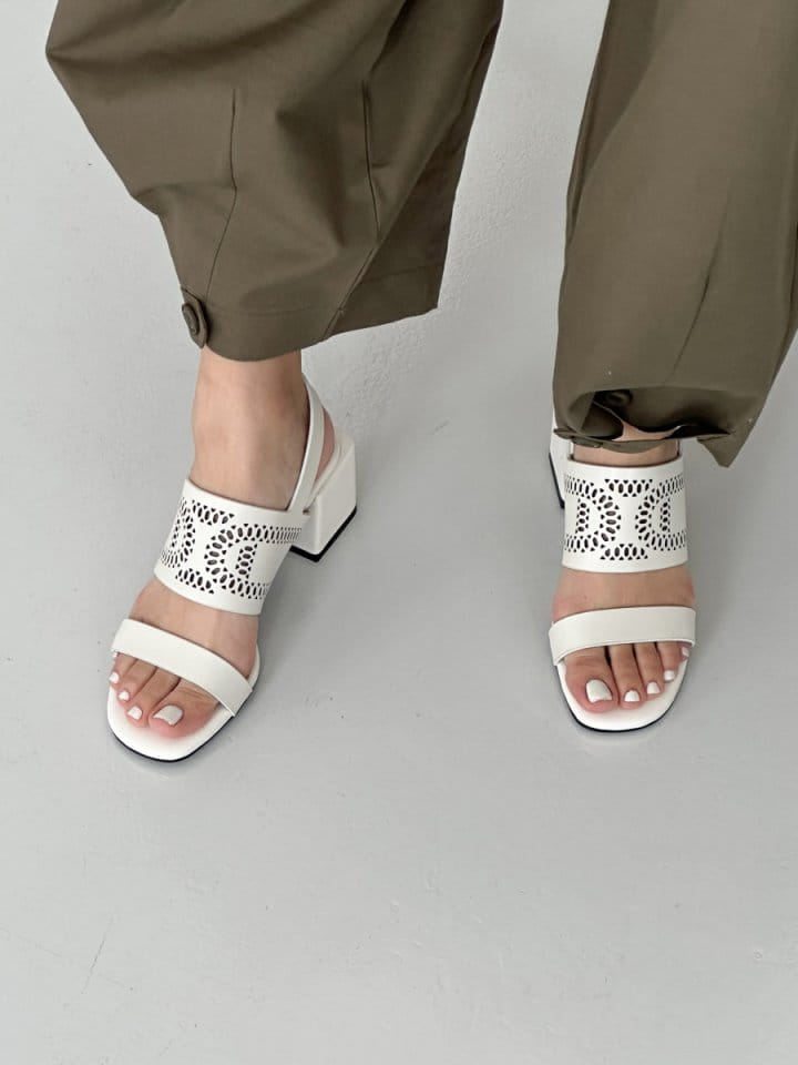 Golden Shoe - Korean Women Fashion - #thelittlethings - 324 Slipper & Sandals - 9