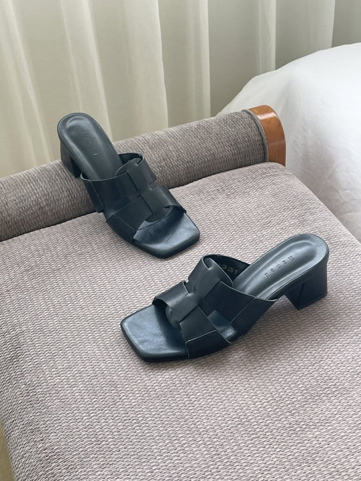 Golden Shoe - Korean Women Fashion - #thelittlethings -  334 Slipper & Sandals - 3