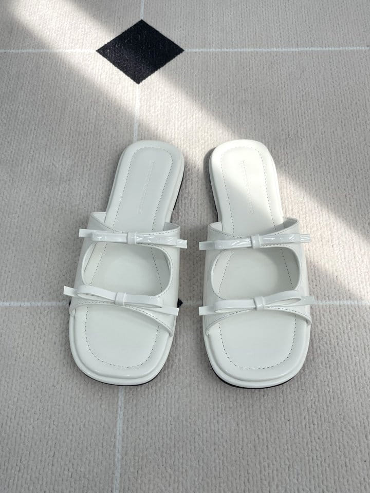Golden Shoe - Korean Women Fashion - #vintageinspired -  2178 Slipper & Sandals - 4