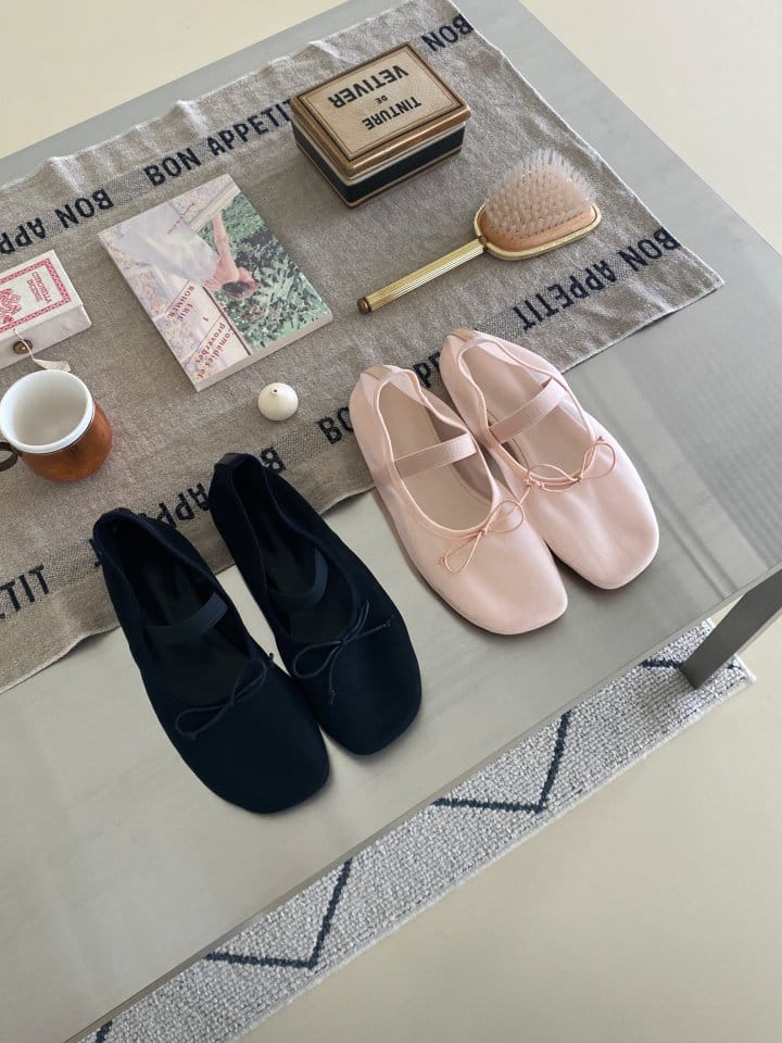 Golden Shoe - Korean Women Fashion - #womensfashion - 2086 Flats & Ballerinas - 2