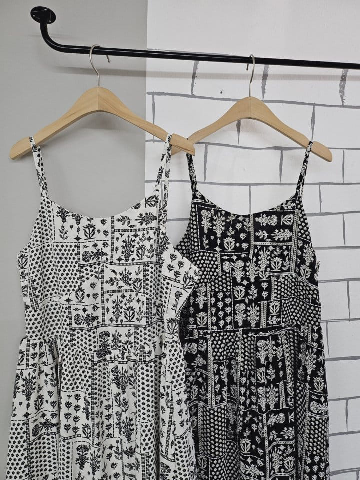 Gram - Korean Women Fashion - #romanticstyle - He Flower Bustier One-Piece - 3