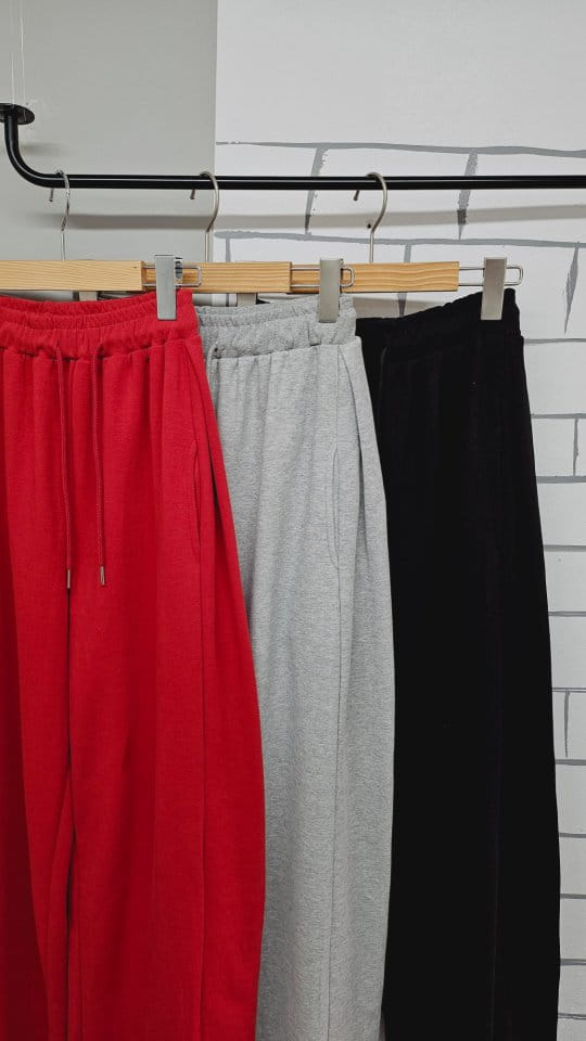 Gram - Korean Women Fashion - #womensfashion - Point Wrinkle Pants - 10