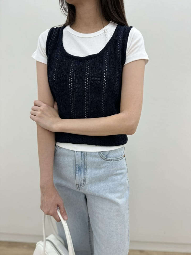 Most - Korean Women Fashion - #womensfashion - Lui Sleeveless Tee - 2