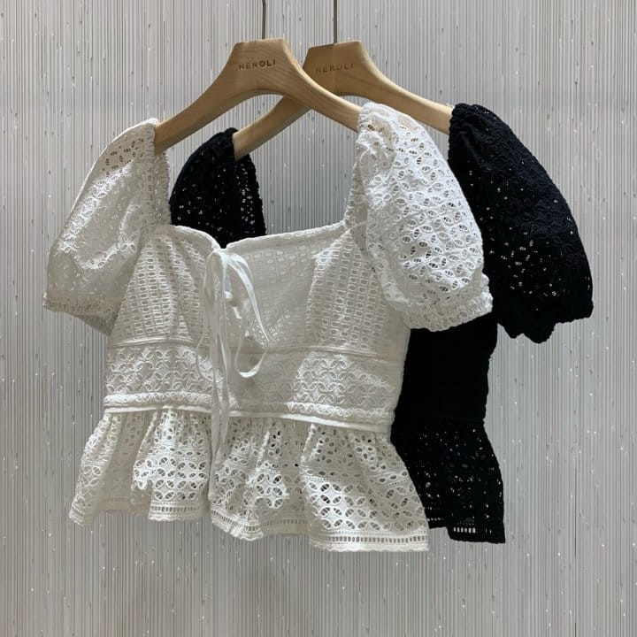 Neroli36 - Korean Women Fashion - #momslook - M Punching Square Blouse