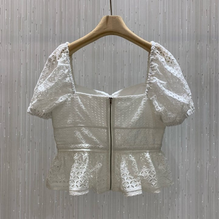 Neroli36 - Korean Women Fashion - #womensfashion - M Punching Square Blouse - 3