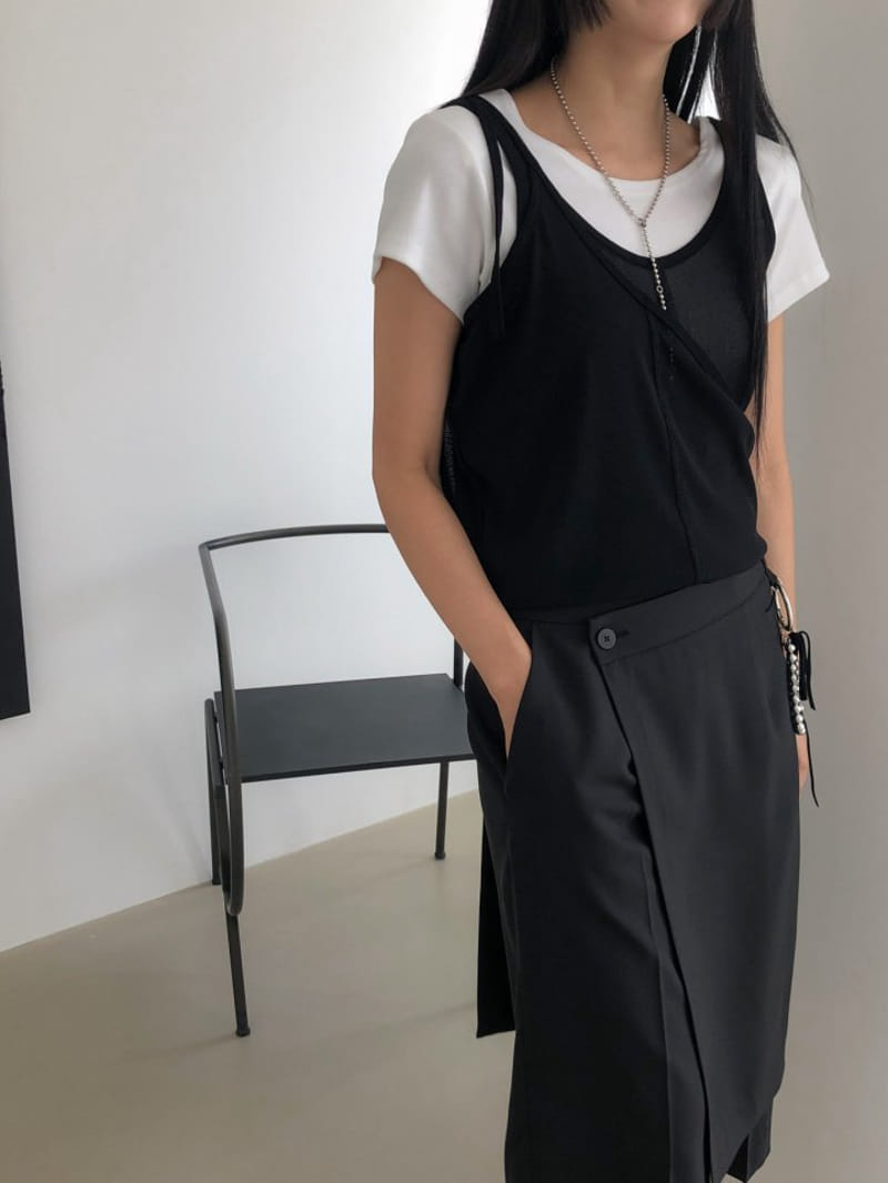 Nutplan - Korean Women Fashion - #momslook - Metal Sleeveless Tee - 8