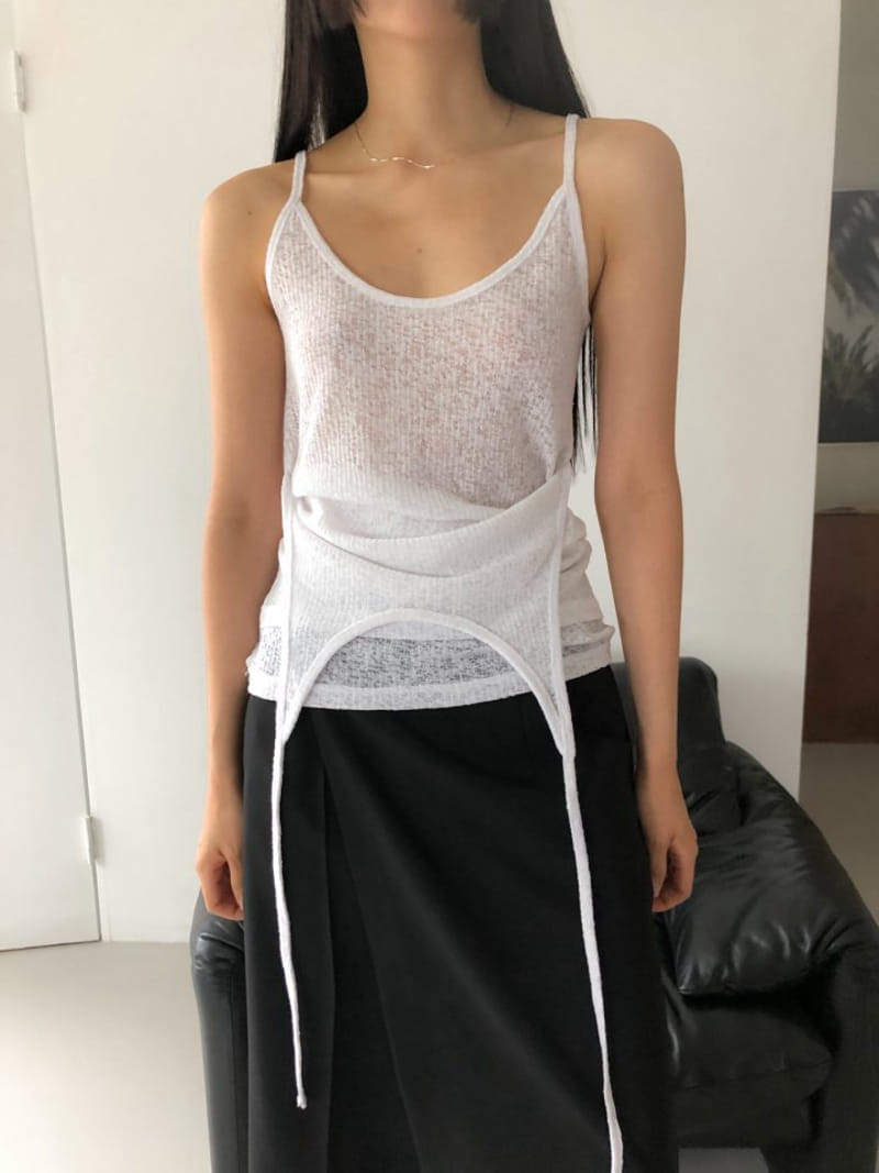 Nutplan - Korean Women Fashion - #vintageinspired - May Double Sleeveless Tee - 3