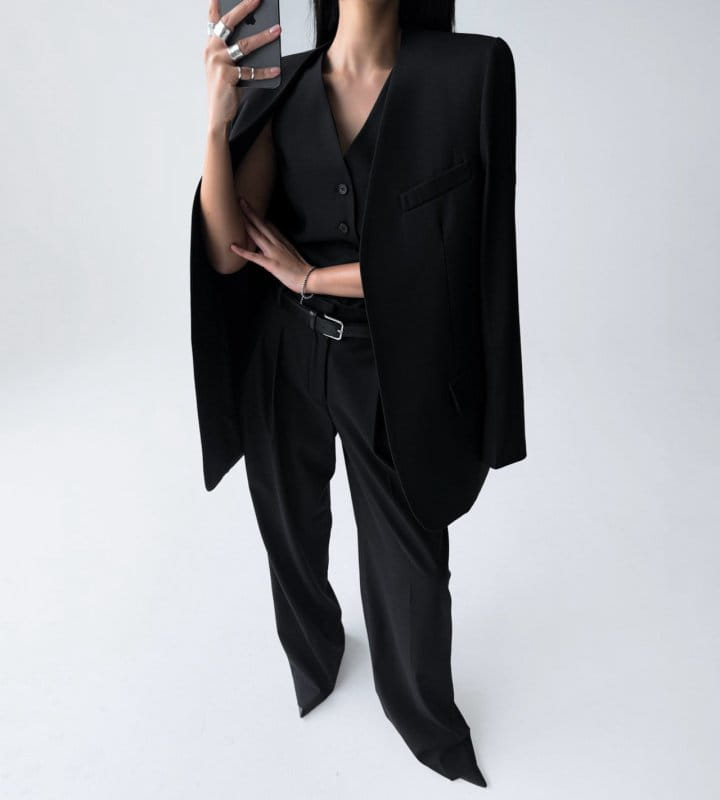 Paper Moon - Korean Women Fashion - #vintagekidsstyle - Sharkskin Fabric Tailored Set Up Vest - 8