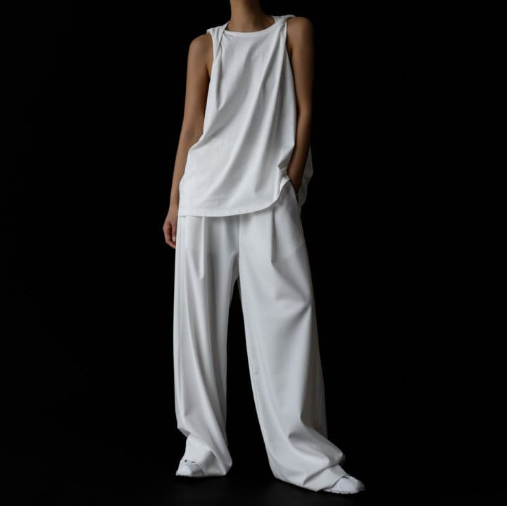Paper Moon - Korean Women Fashion - #womensfashion - Banded String Wide Maxi Length Trousers - 3