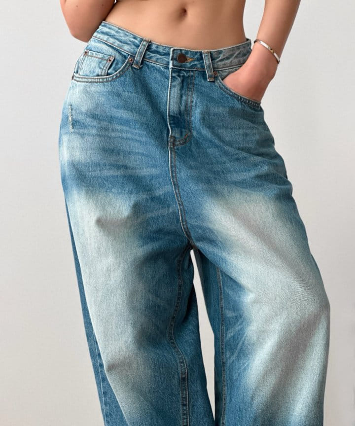 Paper Moon - Korean Women Fashion - #womensfashion - Vintage Blue Distressed Damage Wash Wide Leg Jeans - 2