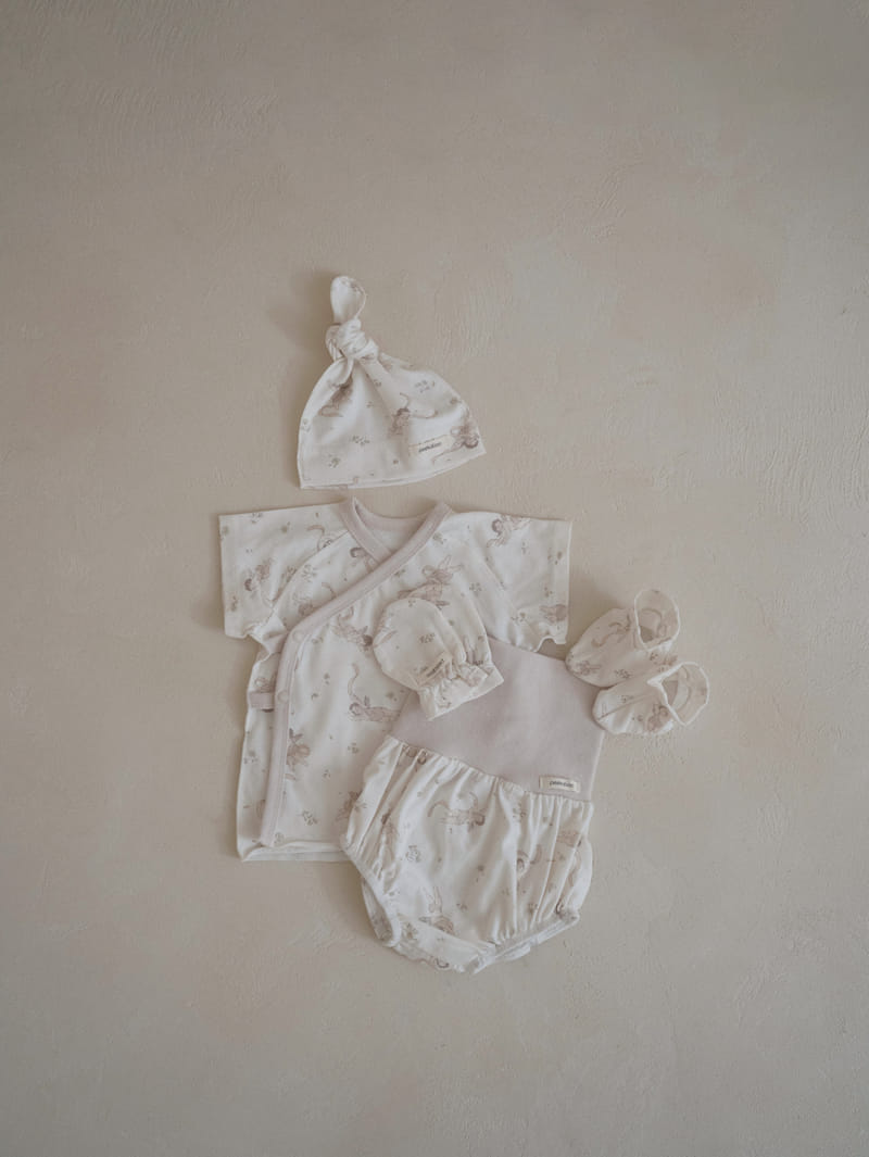 Peekaboo - Korean Baby Fashion - #babyboutique - Angella Simple Bannet Set