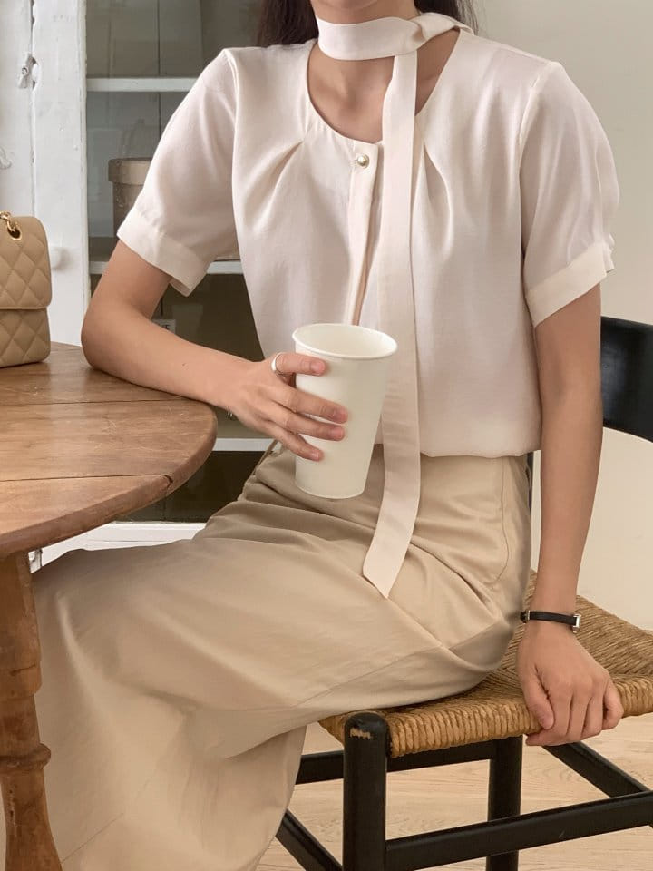 Renouveau - Korean Women Fashion - #vintagekidsstyle - Neo Blouse - 2