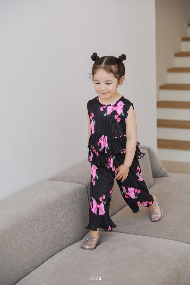 Rica - Korean Children Fashion - #childrensboutique - Cherry Ribbon Top Bottom Set - 5