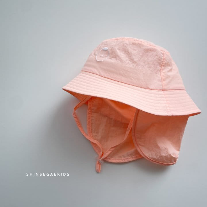Shinseage Kids - Korean Children Fashion - #littlefashionista - Bear Back Cover Bucket Hat - 2