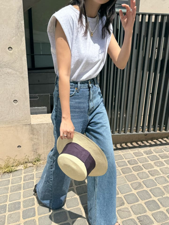 There's - Korean Women Fashion - #womensfashion - Pad Sleeveless Tee - 6