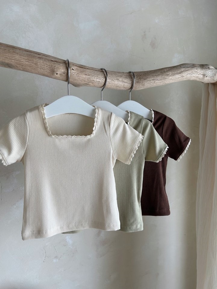 Metel Square Tee
