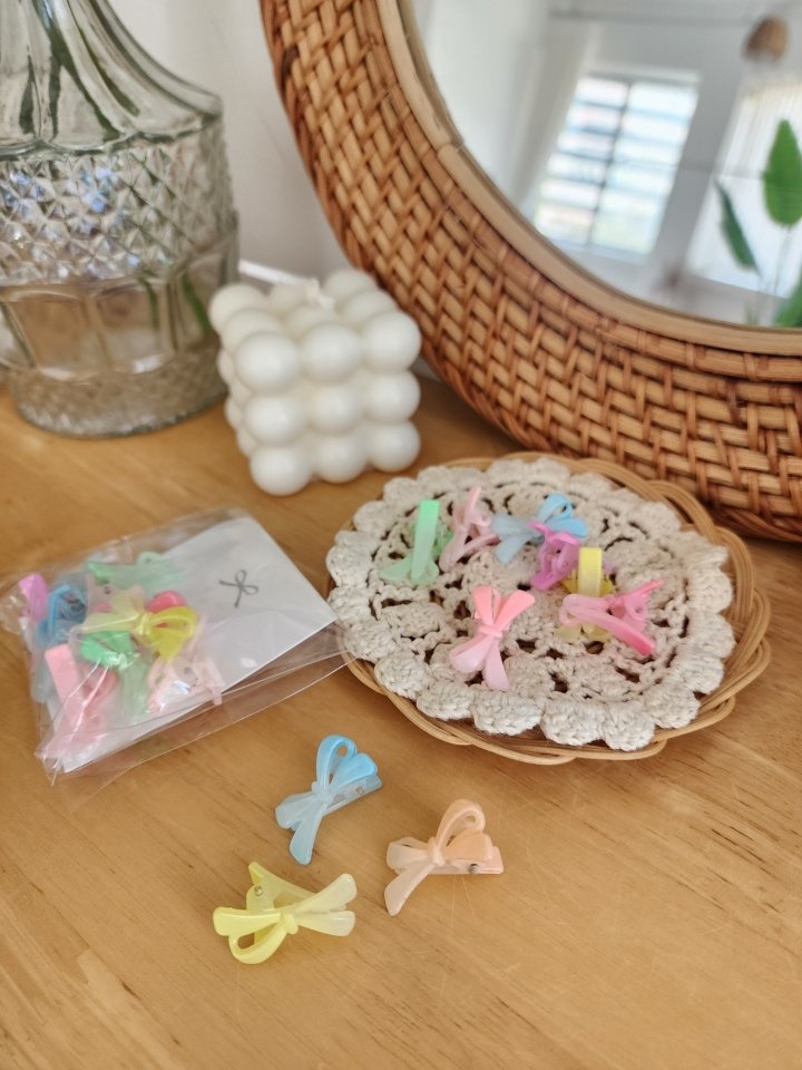 Ribbon Hair Clip