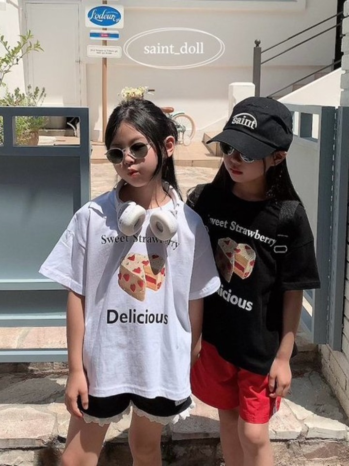Dessert Tee With Mom