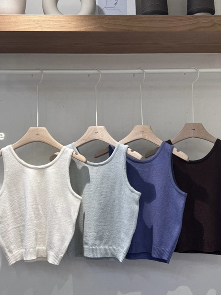 Basic Sleeveless Tee